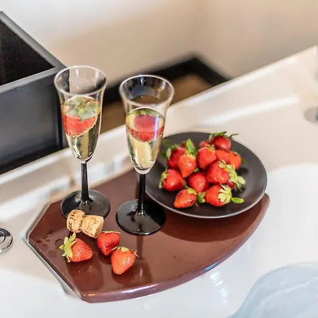 Appartamento Tentazioni Nascoste - Affitti Brevi Italia