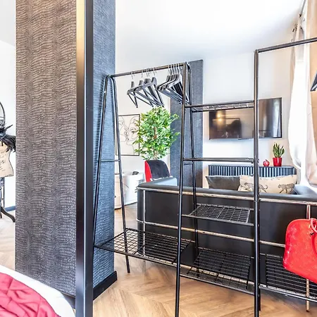 Appartamento Tentazioni Nascoste - Affitti Brevi Italia *