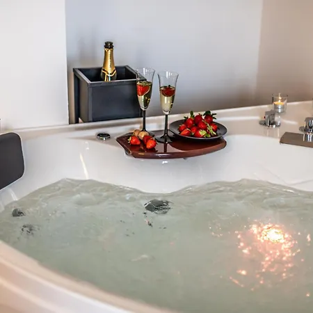 Luxury - Tentazioni Nascoste Apartamento Perugia